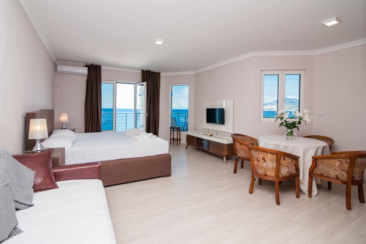 Open Sea Apartments Utjeha-Bušat Extérieur photo